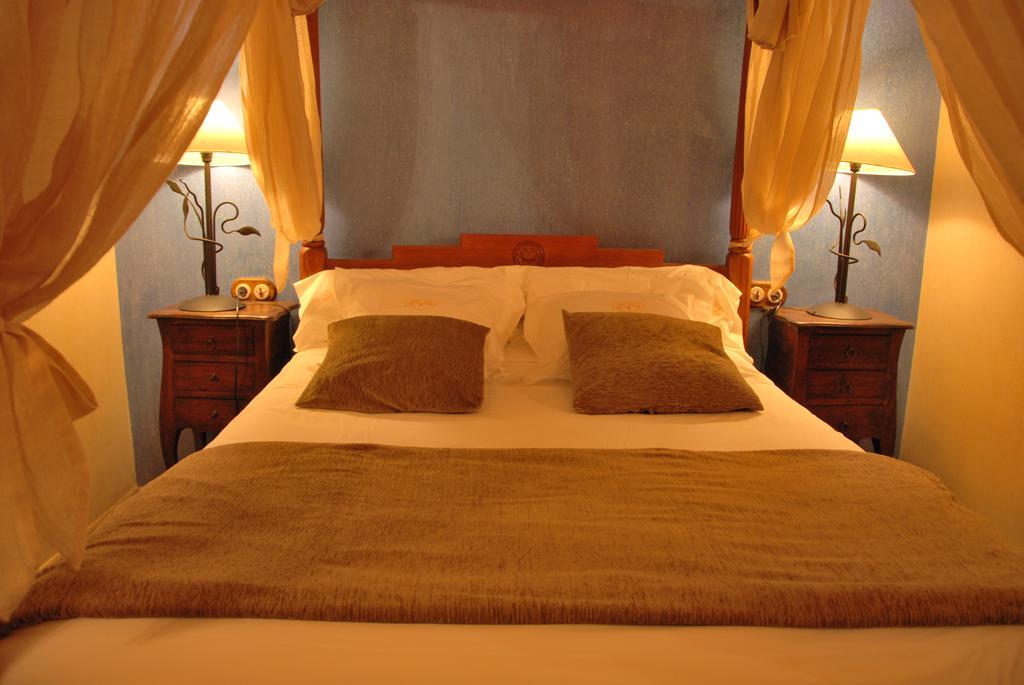 Hotel Selba d'Ansils Benasque Zimmer foto